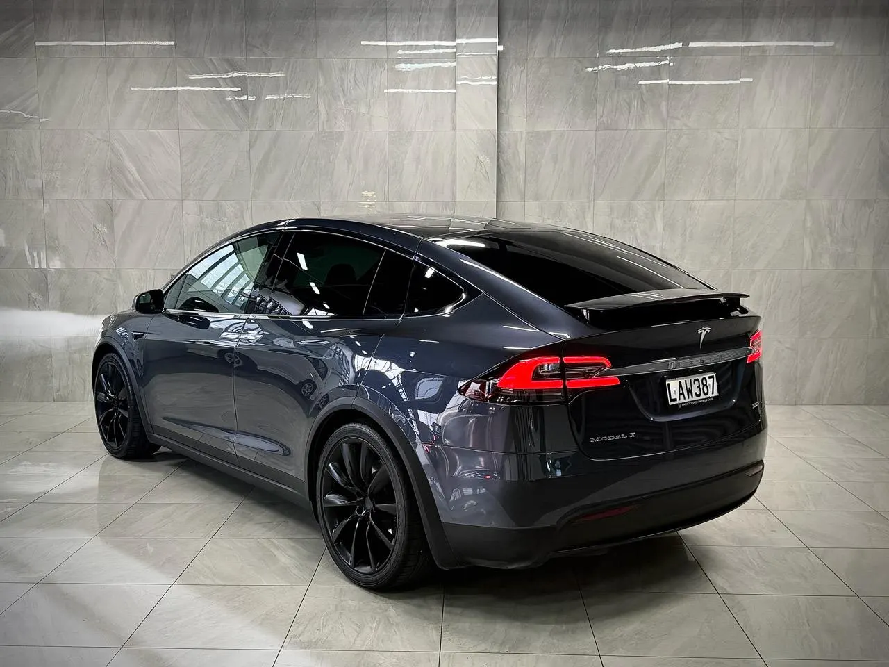 2017 Tesla Model X 100D AWD (100kWh) — photo 3