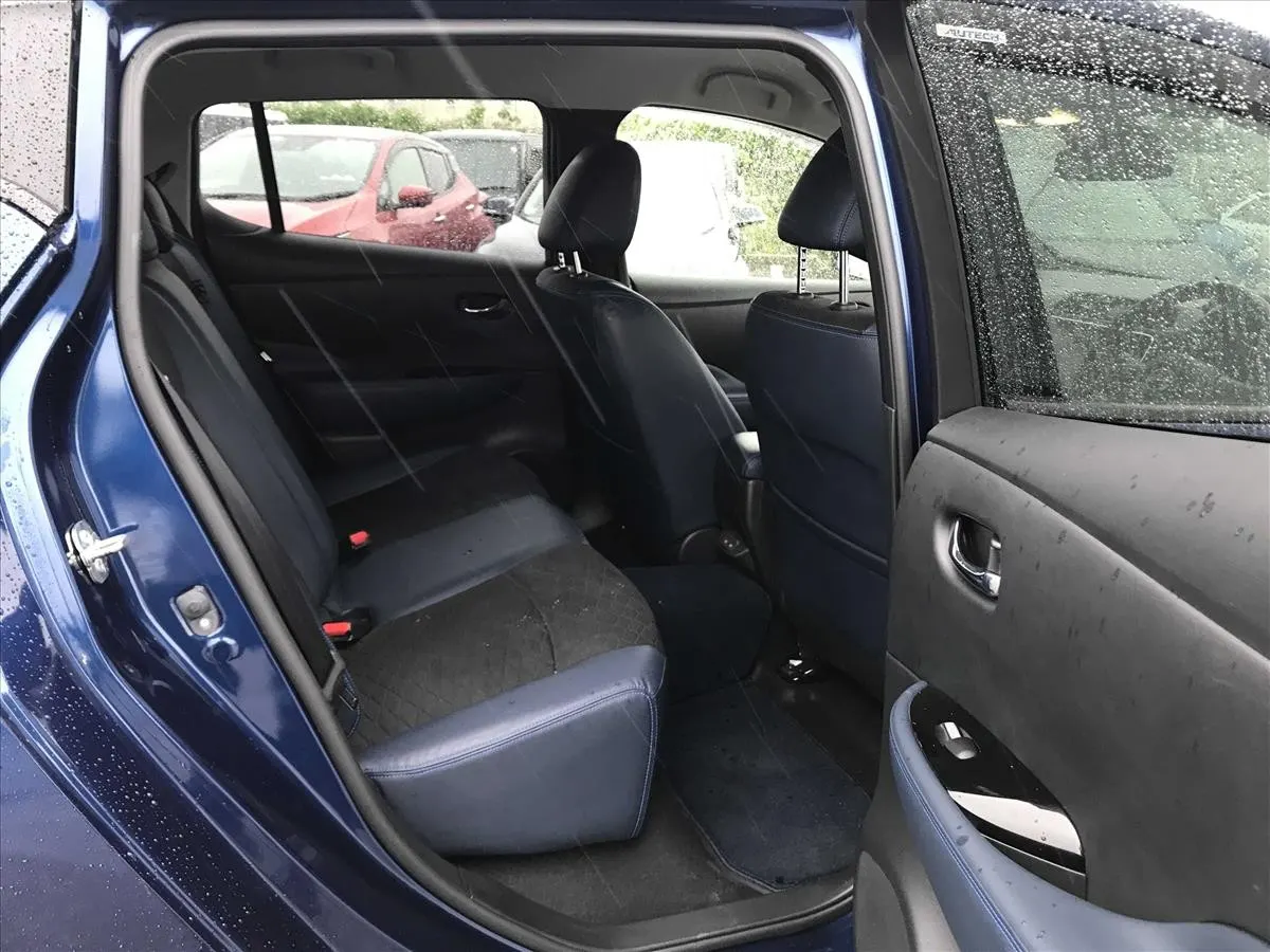 2022 Nissan Leaf e+ Autech (62kWh) — photo 10