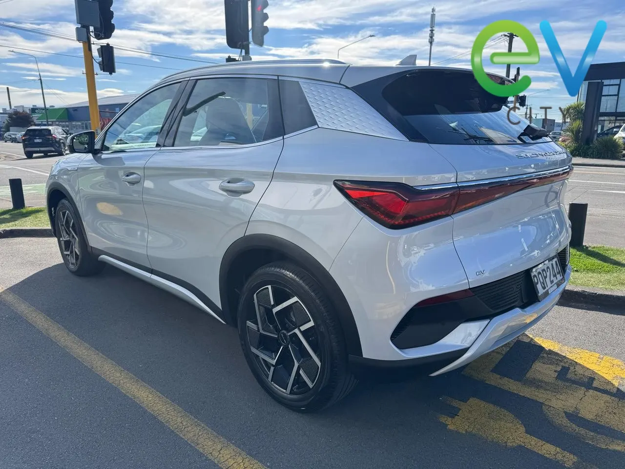 2022 BYD ATTO 3 Extended Range 60kWh — photo 5