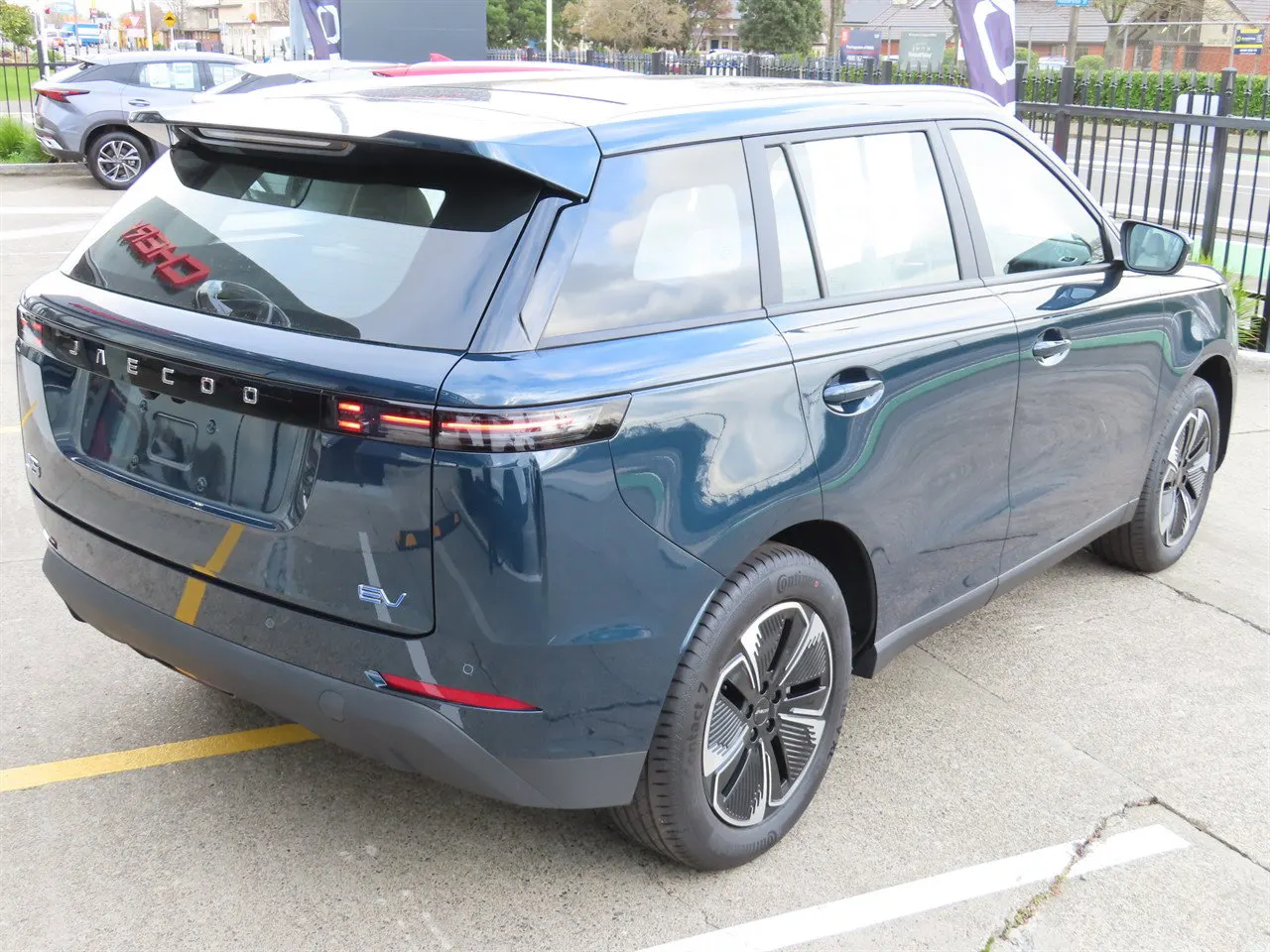 2026 Jaecoo J5 Summit EV - 59 kWh - 402km Range, photo 7