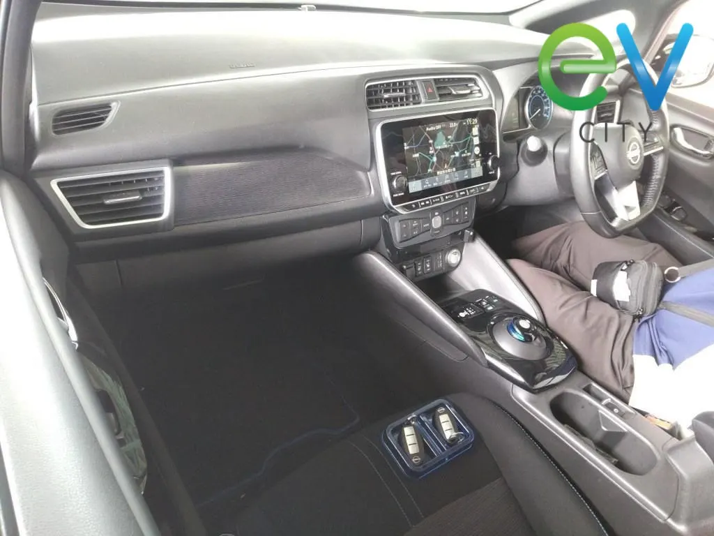 2021 Nissan LEAF X 40kWh With Pro Pilot, 360 Camera — photo 5