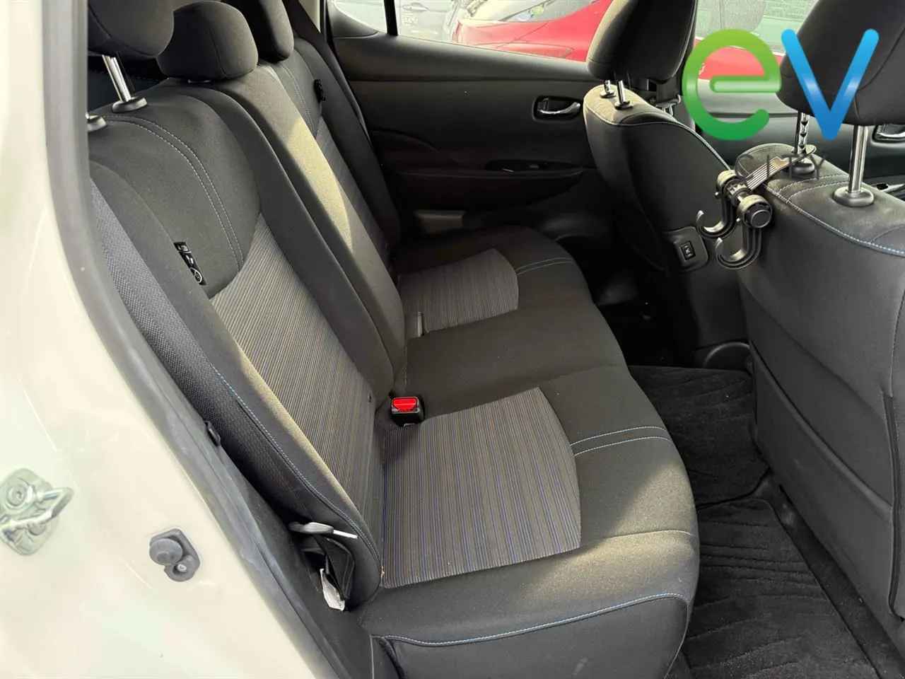 2022 Nissan Leaf X (40kWh), photo 9
