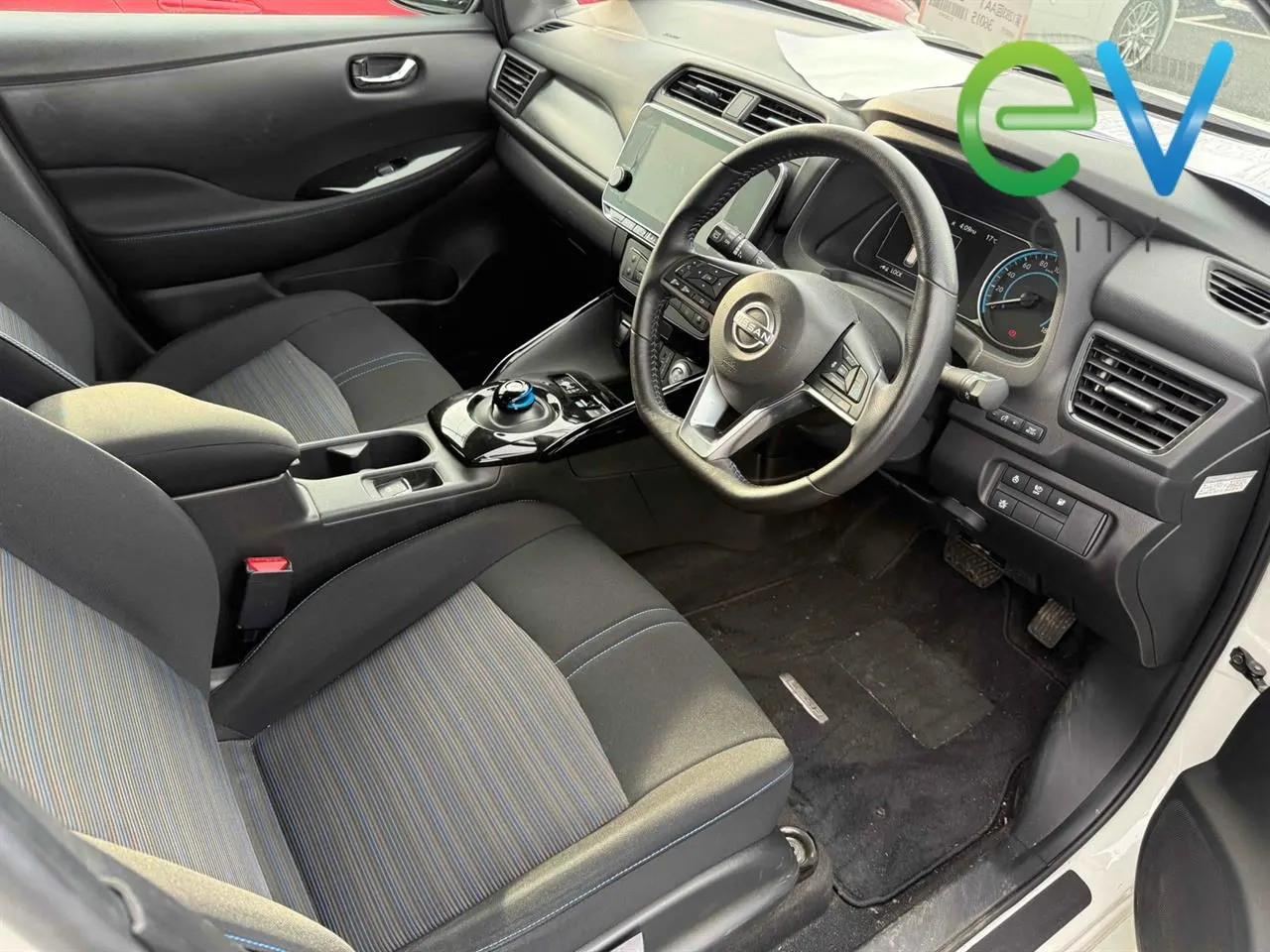 2022 Nissan Leaf X (40kWh), photo 8