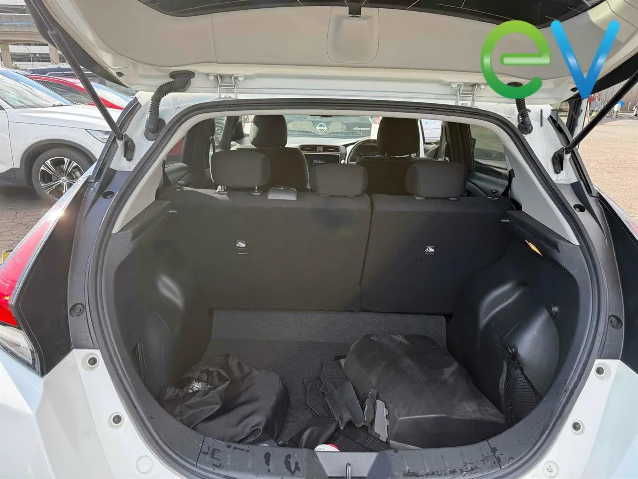 2021 Nissan Leaf X 40kWh NISMO, photo 7