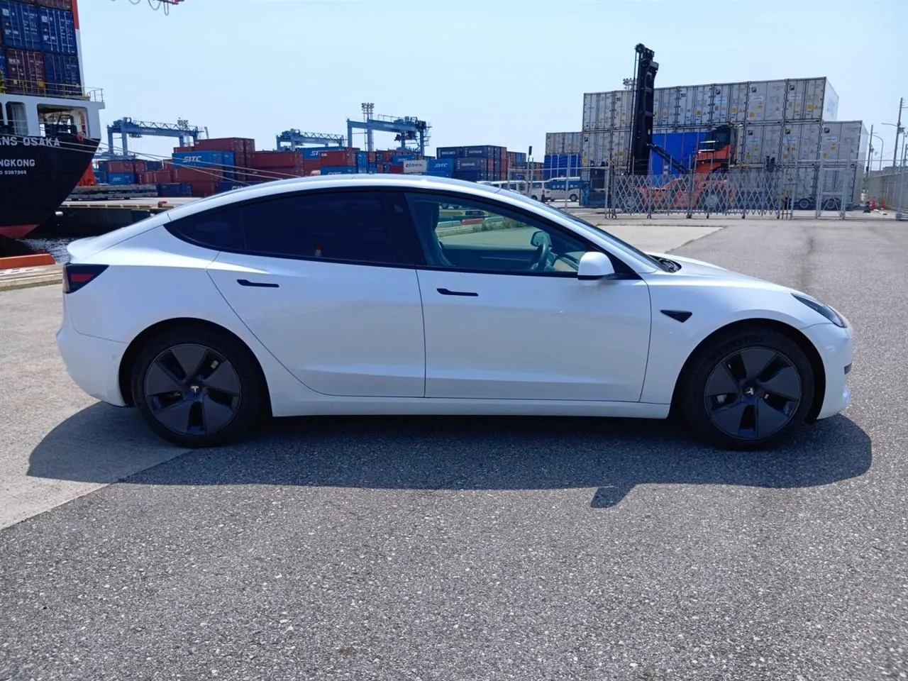 2021 Tesla Model 3 LFP Refresh (60kWh) — photo 8