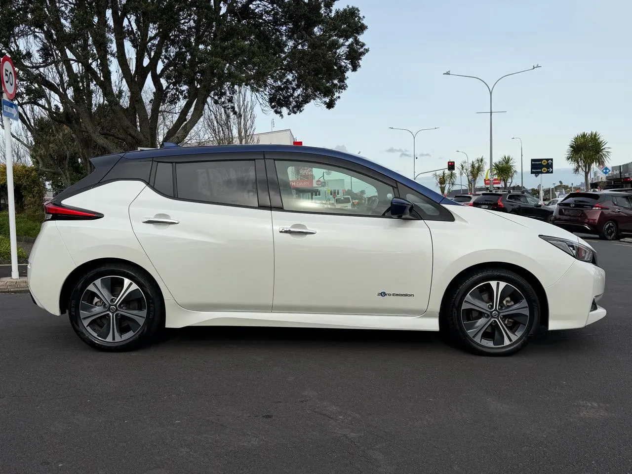 2020 Nissan Leaf 40kWh XV — photo 4