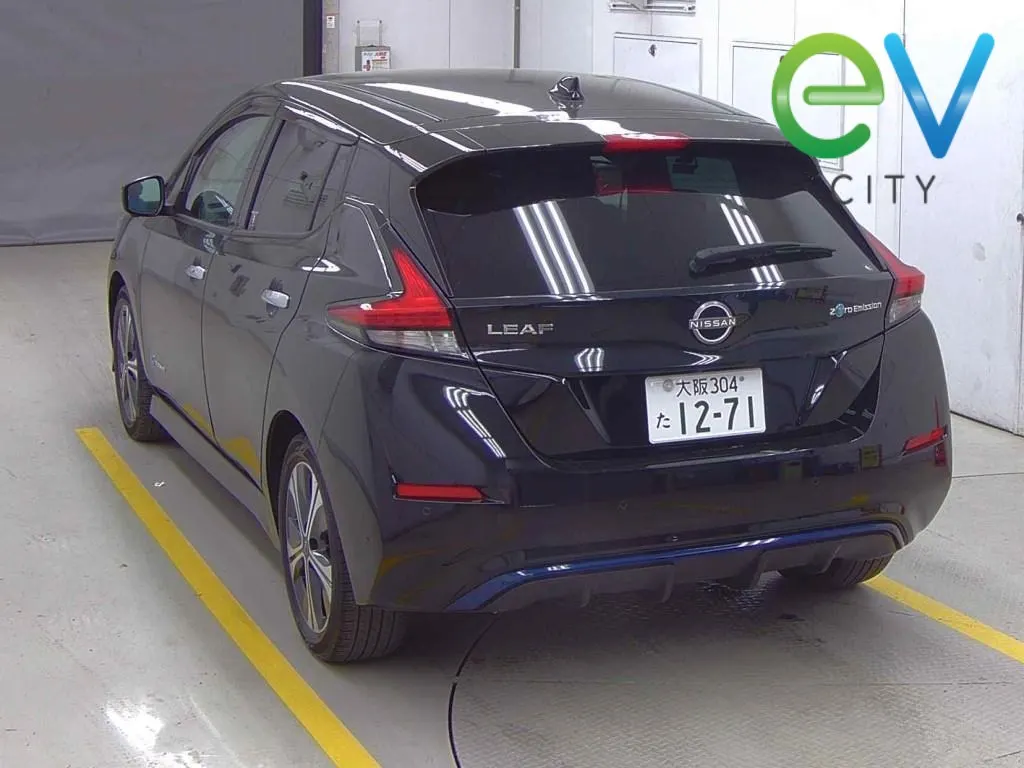 2022 Nissan LEAF X 40kWh With Pro Pilot, 360 Camera — photo 3