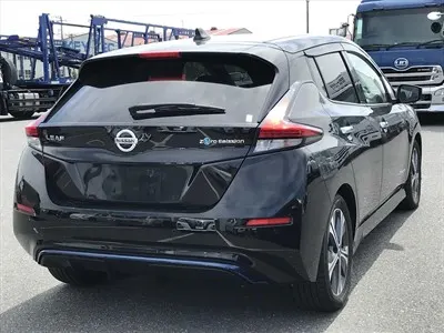 2021 Nissan Leaf X V Selection (40kWh), photo 2