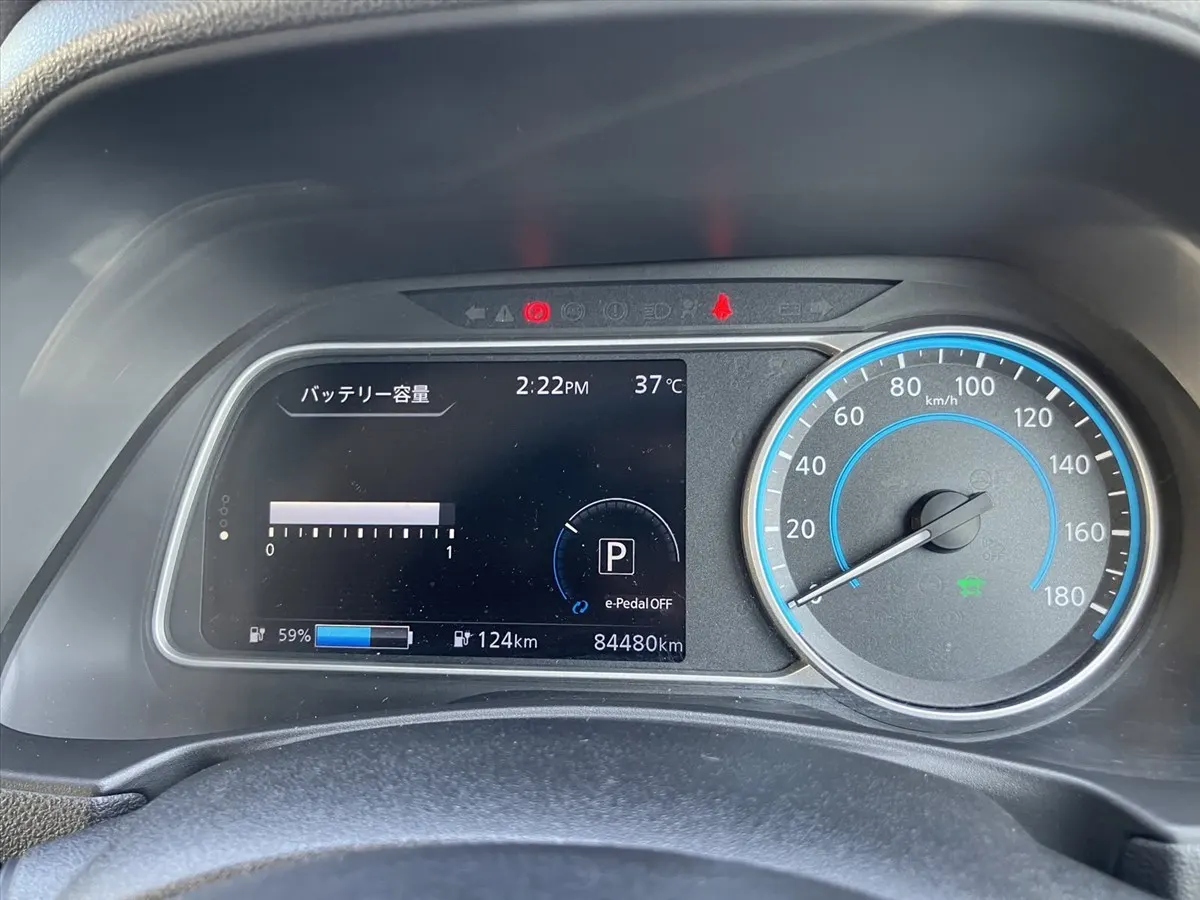 2018 Nissan Leaf G (40kWh) — photo 7
