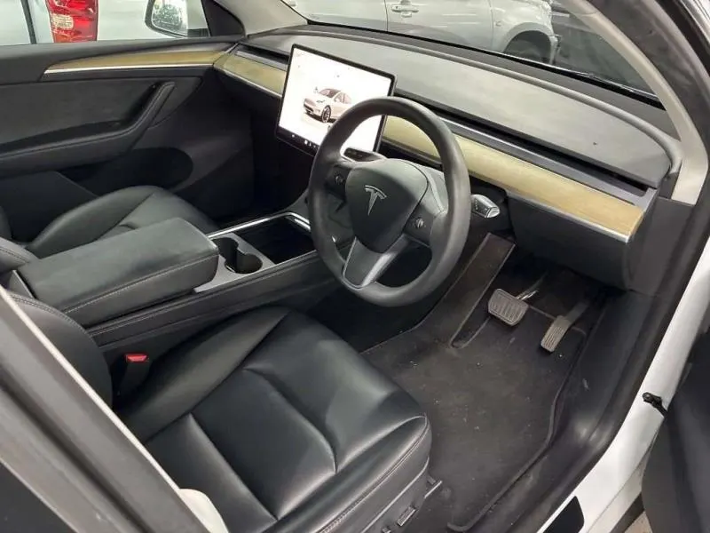 2023 Tesla Model Y (60kWh) — photo 5