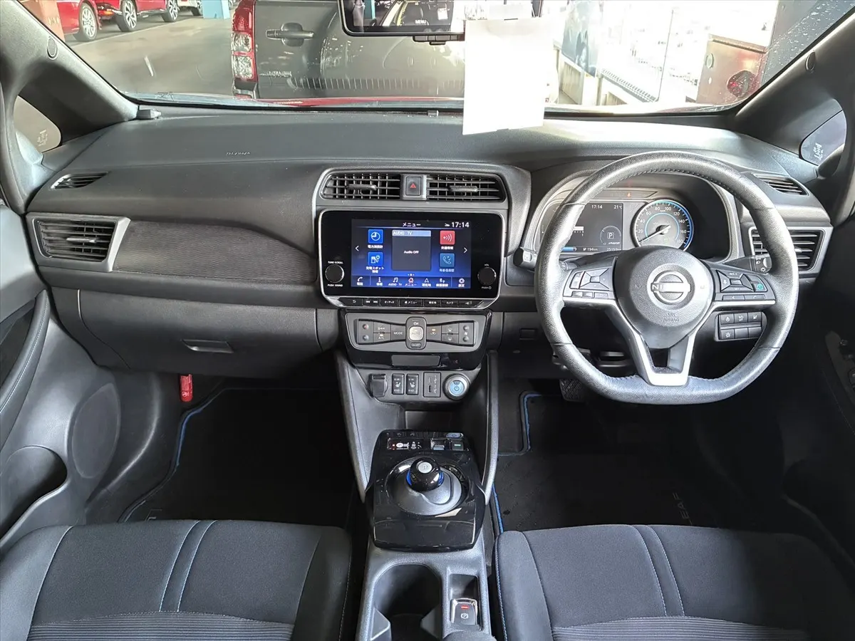 2022 Nissan Leaf X V Selection (40kWh) — photo 7