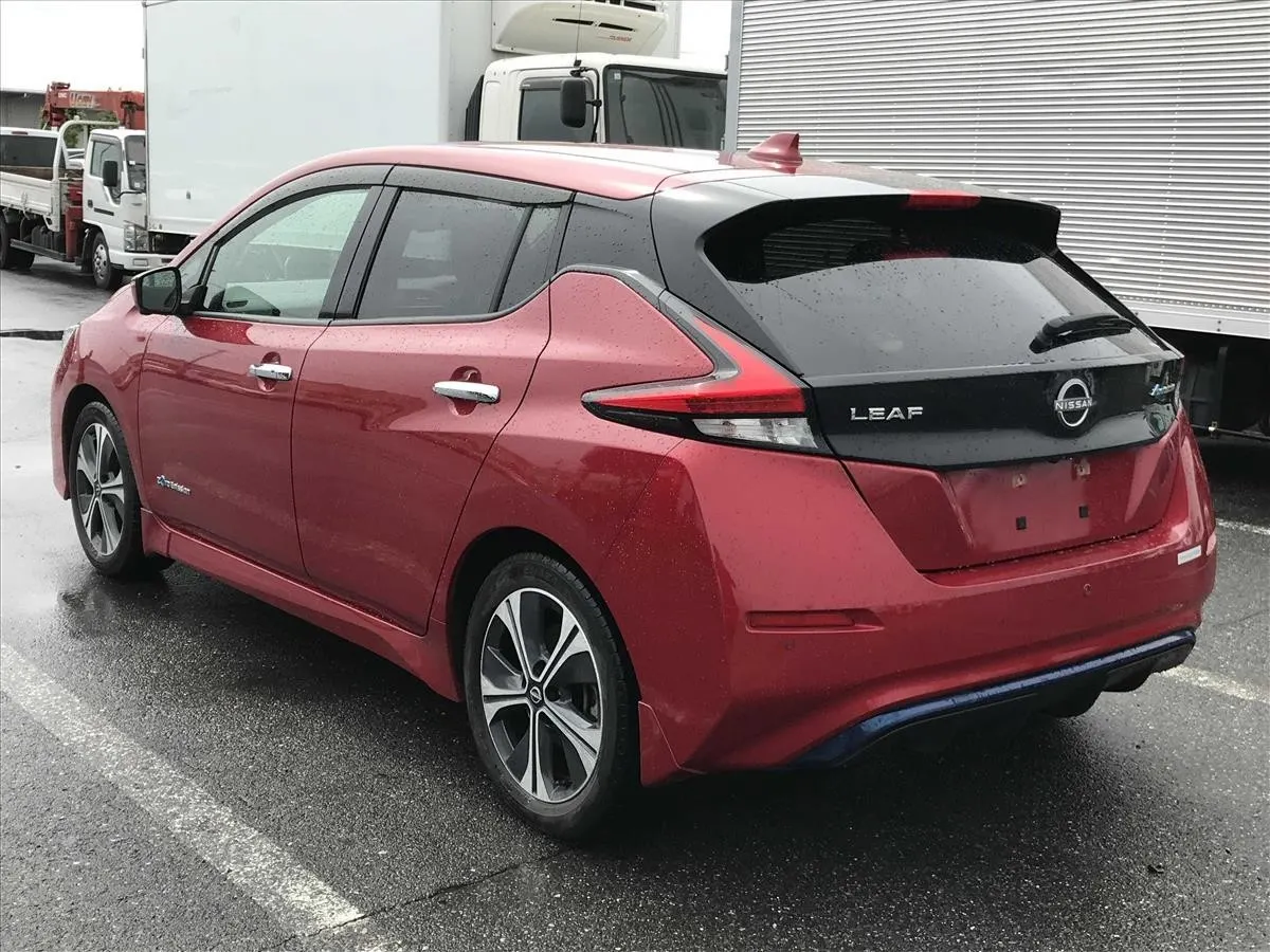 2022 Nissan Leaf X V Selection (40kWh) — photo 4
