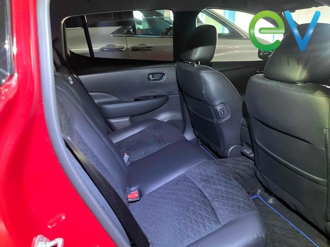 2024 Nissan Leaf X (40kWh) — photo 9