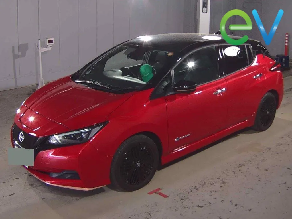 2024 Nissan Leaf X (40kWh) — photo 4