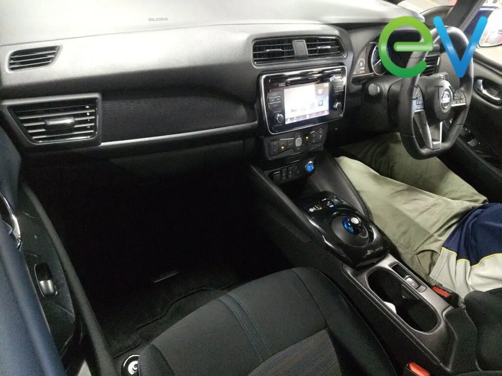 2018 Nissan LEAF X 40kWh 360 Camera — photo 5