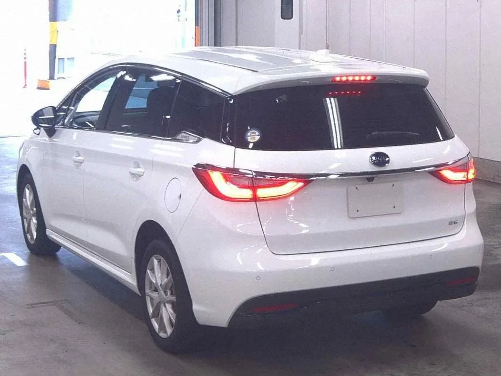 2022 BYD e6 GL Gen2 (71.7kWh) — photo 5