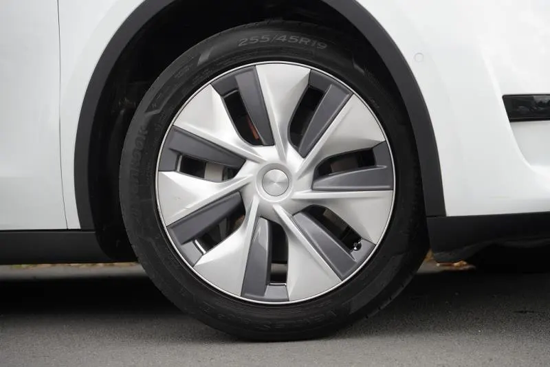 2022 Tesla Model Y (60kWh), photo 8
