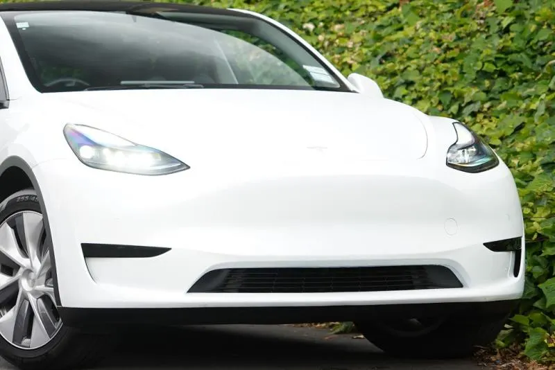 2022 Tesla Model Y (60kWh), photo 3