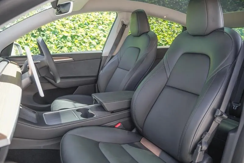 2022 Tesla Model Y (60kWh), photo 11
