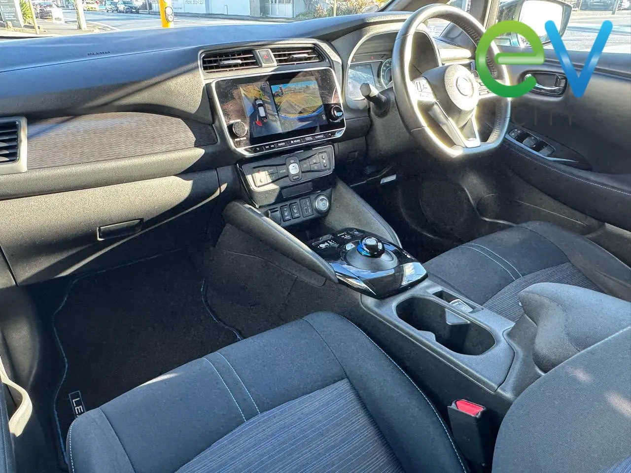 2020 Nissan Leaf e+ X (62kWh), photo 10