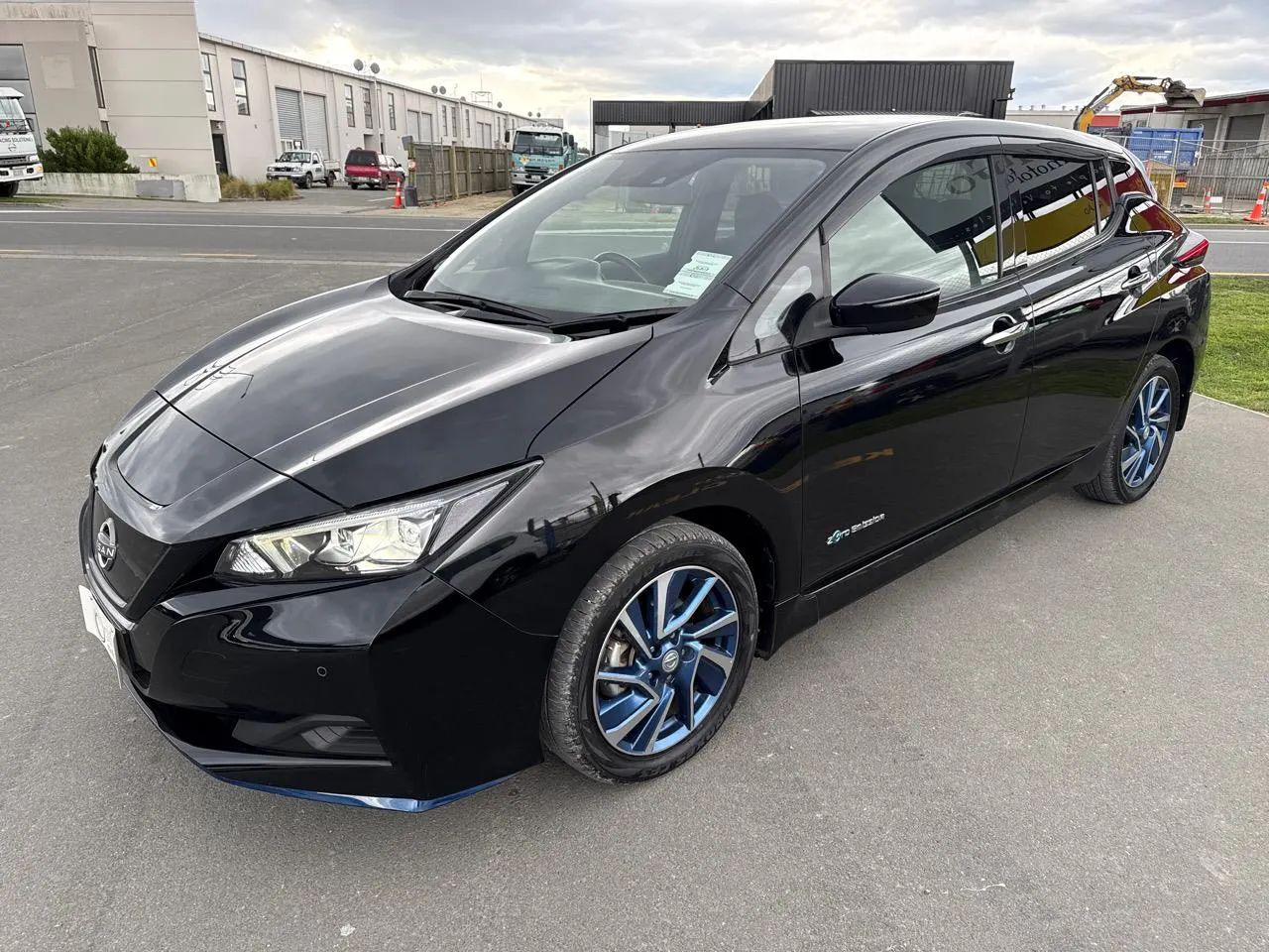2021 Nissan Leaf e+ X (62kWh) — photo 4