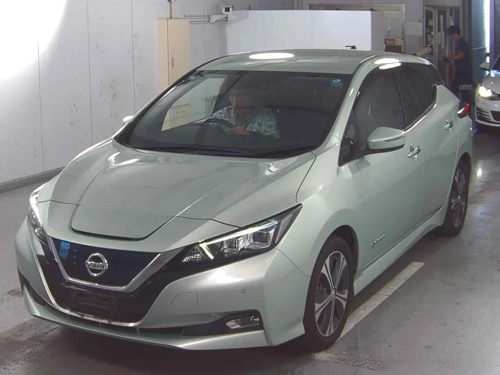 2018 Nissan Leaf 40X 83.6%SOH Pro Pilot (40kWh) — photo 3