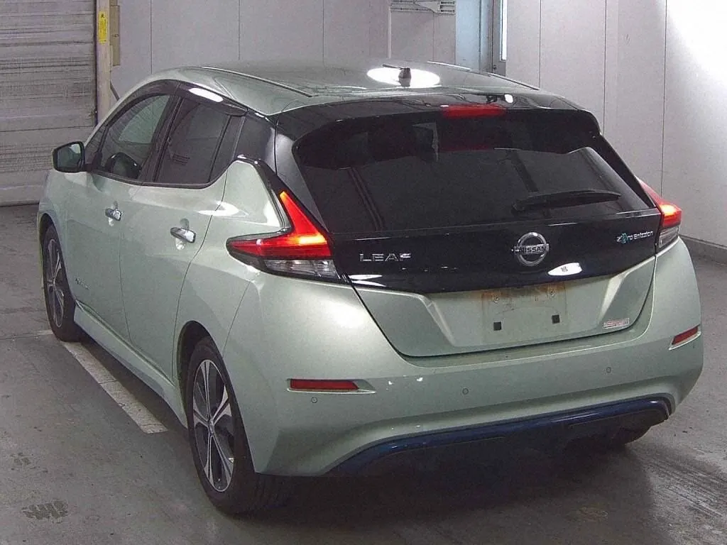 2018 Nissan Leaf 40X 83.6%SOH Pro Pilot (40kWh) — photo 4