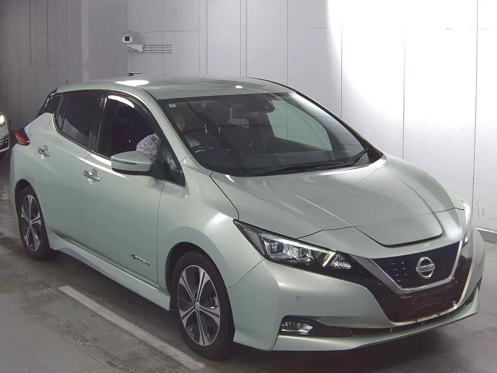 2018 Nissan Leaf 40X 83.6%SOH Pro Pilot (40kWh) — photo 2