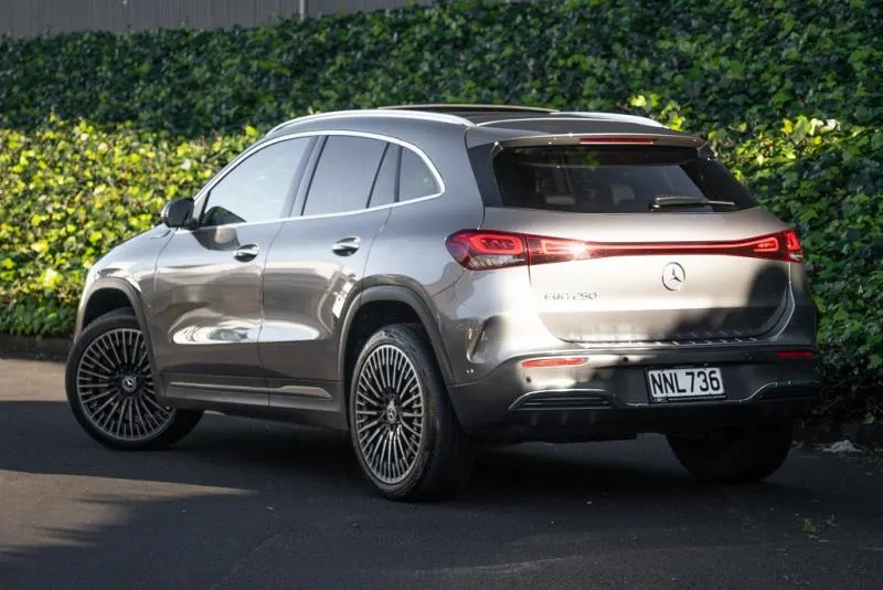 2021 Mercedes-Benz EQA 250 AMG Line (66kWh) — photo 8