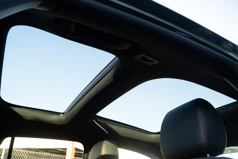 2021 Mercedes-Benz EQA 250 AMG Line (66kWh) — photo 3