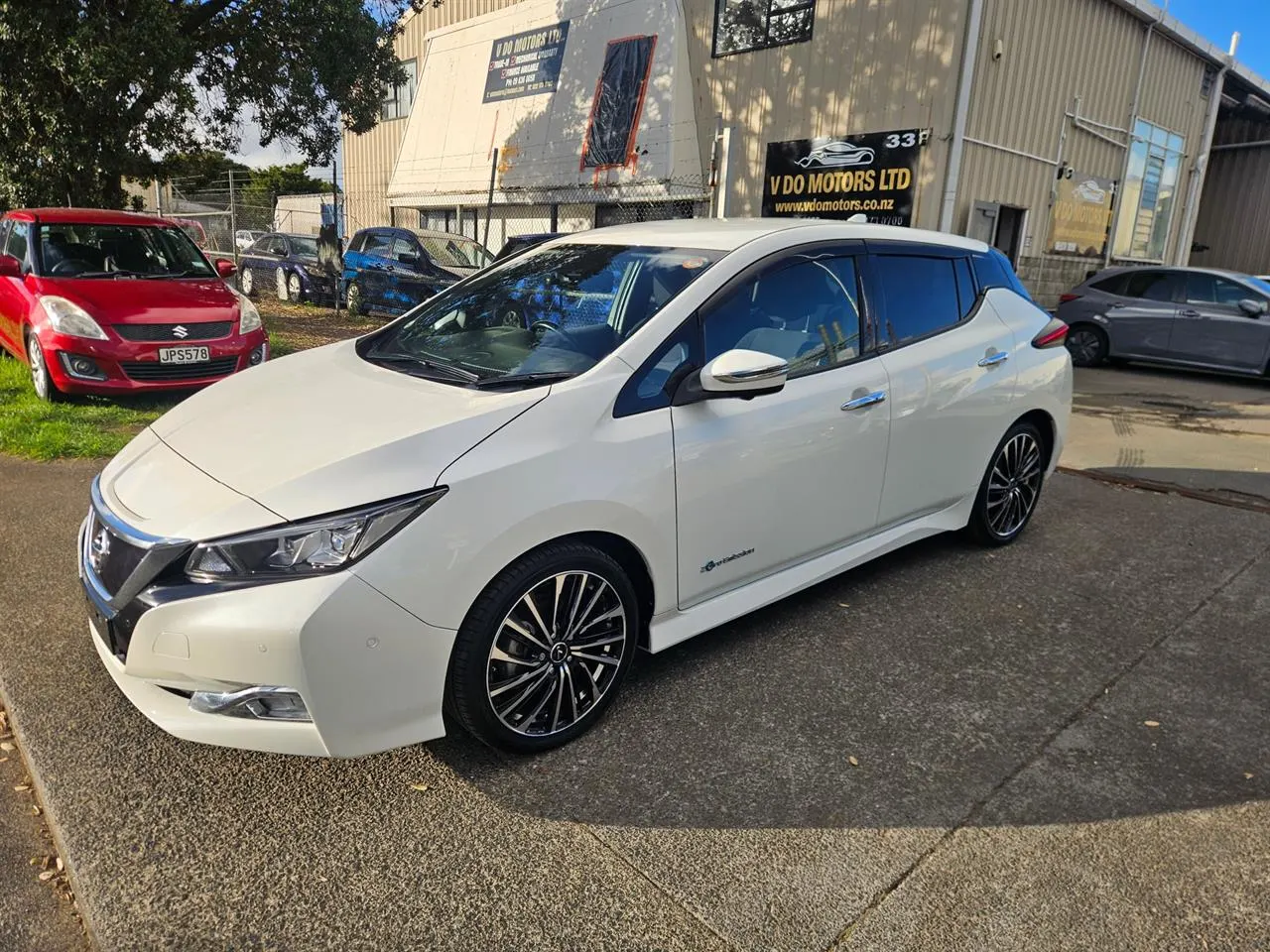 2021 Nissan Leaf 40G (40kWh) — photo 3
