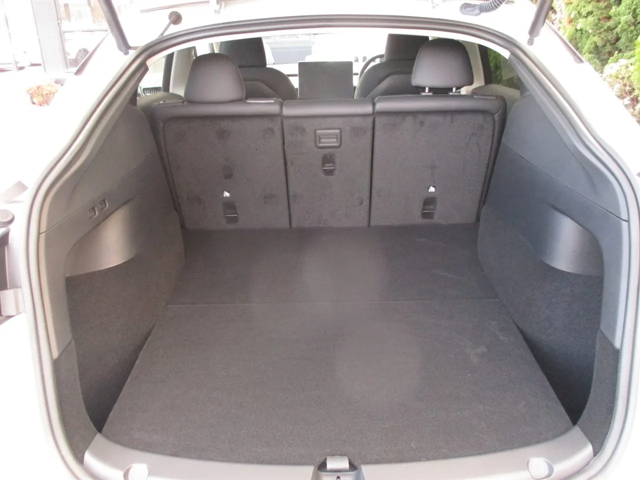 2023 Tesla Model Y Rear Wheel Drive — photo 7