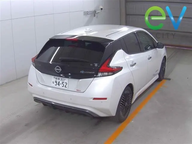 2024 Nissan Leaf X (40kWh) — photo 3