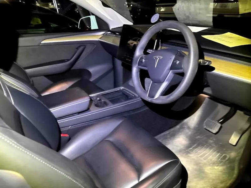 2023 Tesla Model Y (60kWh), photo 4