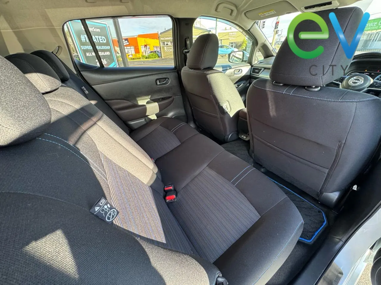 2022 Nissan Leaf X (40kWh), photo 14