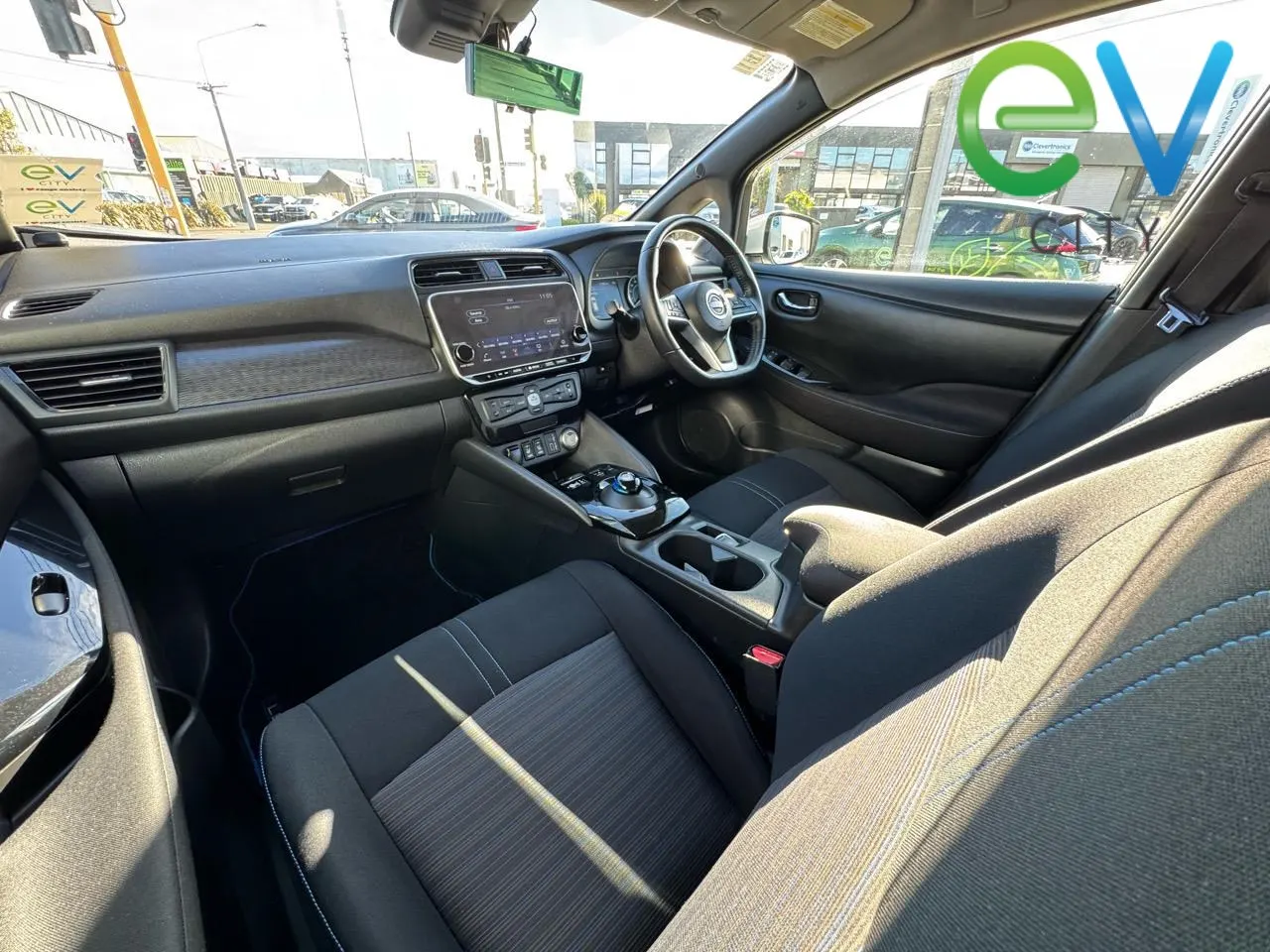 2022 Nissan Leaf X (40kWh), photo 12