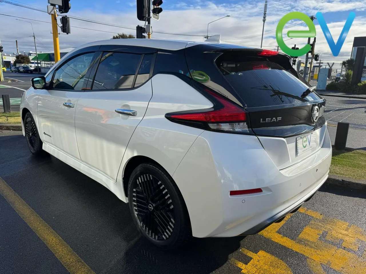 2022 Nissan Leaf X (40kWh), photo 5