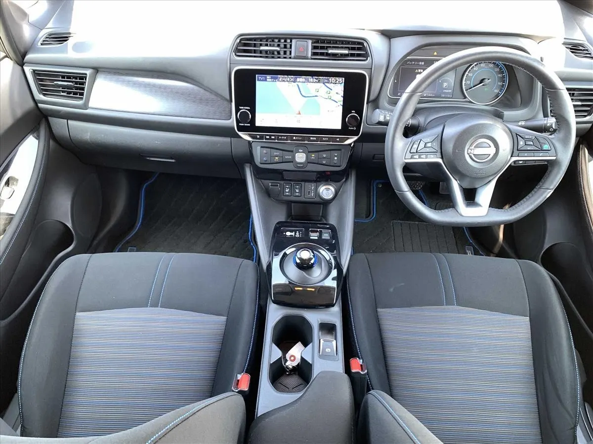 2022 Nissan Leaf X V Selection (40kWh) — photo 8