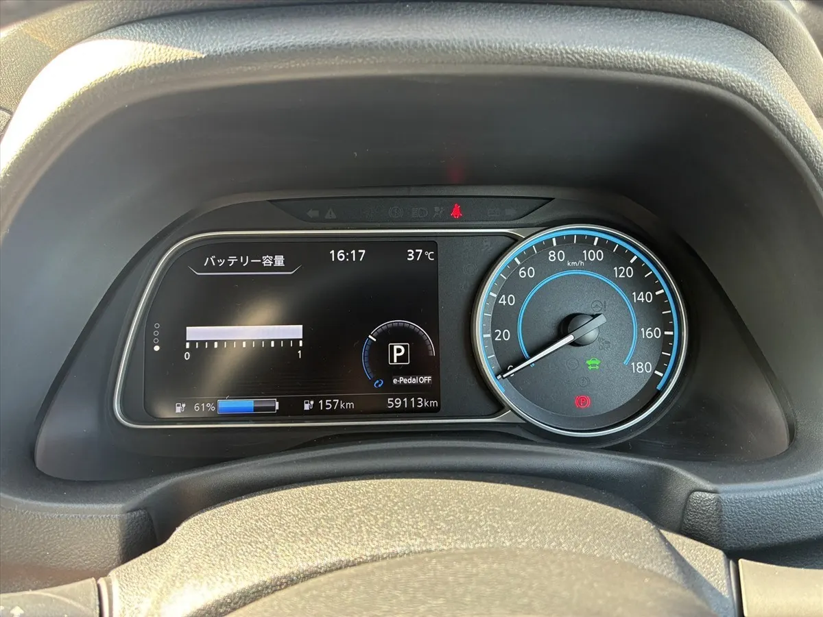 2022 Nissan Leaf X V Selection (40kWh) — photo 7