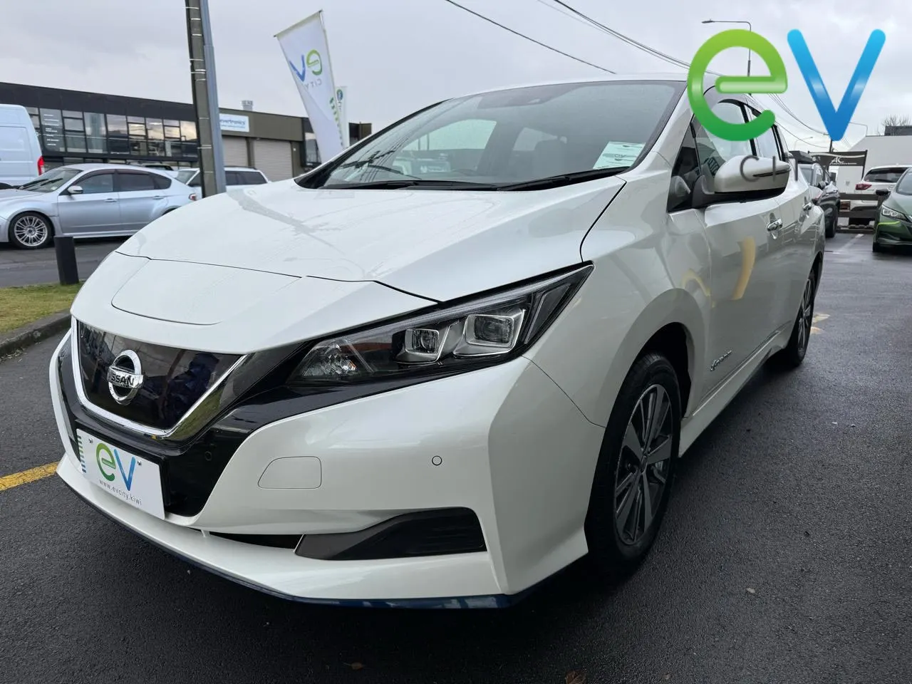 2020 Nissan Leaf e+ X (62kWh) — photo 3