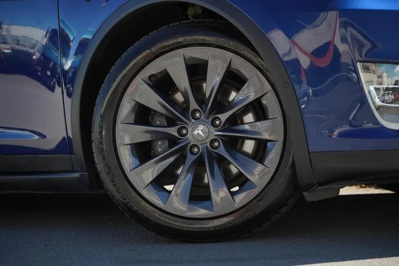 2019 Tesla Model X 100D AWD Long Range, photo 8