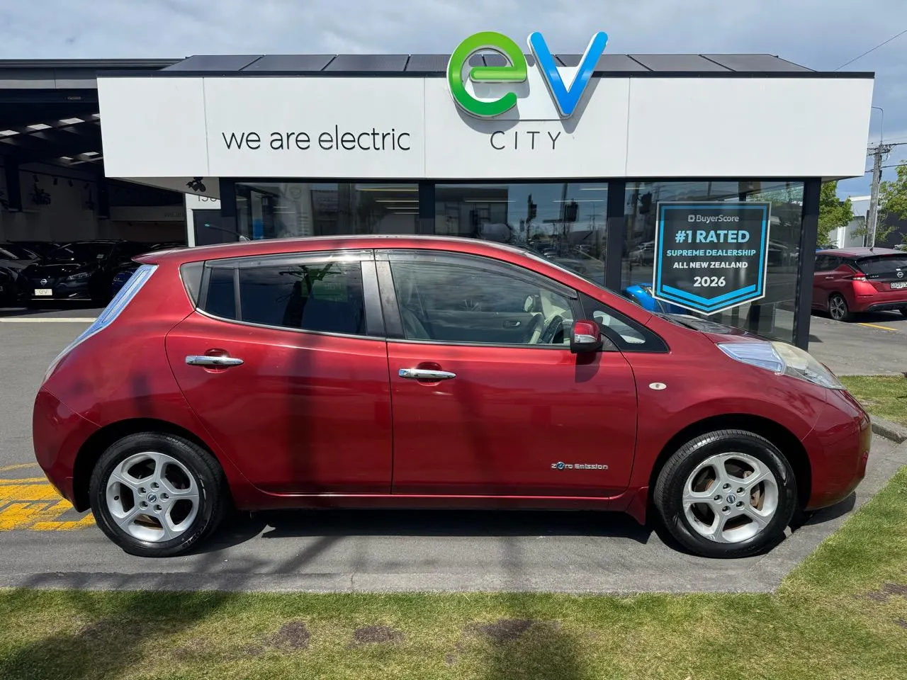 2012 Nissan LEAF G 24kWh, photo 2