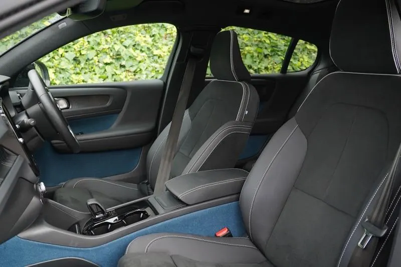 2022 Volvo C40 Recharge Ultimate Twin AWD — photo 11