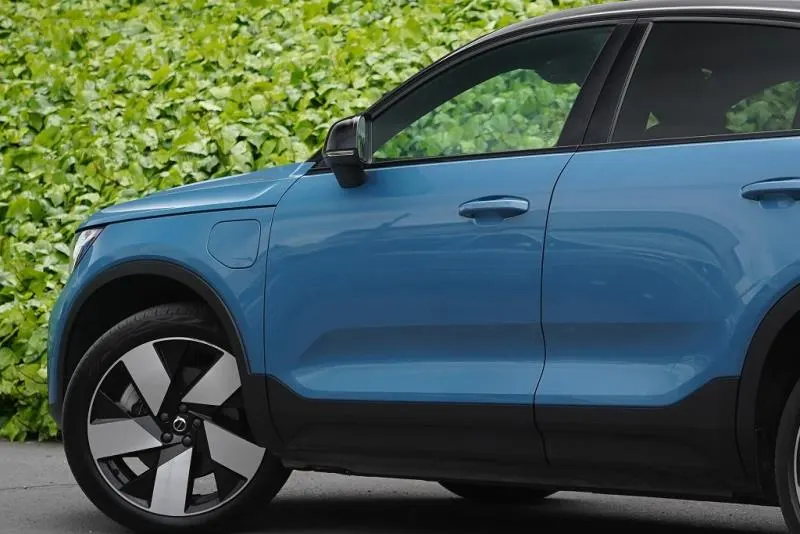 2022 Volvo C40 Recharge Ultimate Twin AWD — photo 6
