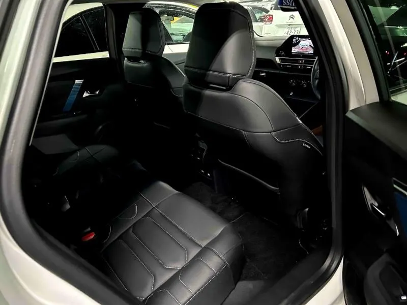 2023 Citroën ë-C4 Shine — photo 7