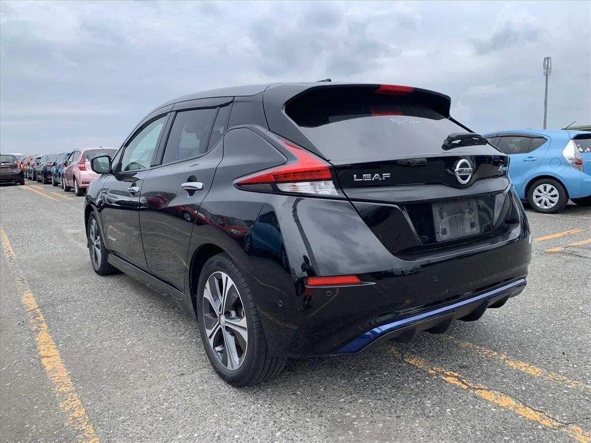 2018 Nissan Leaf X (40kWh), photo 4