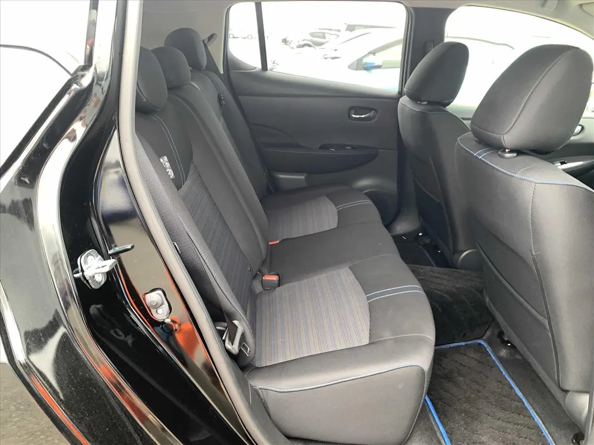 2018 Nissan Leaf X (40kWh), photo 9
