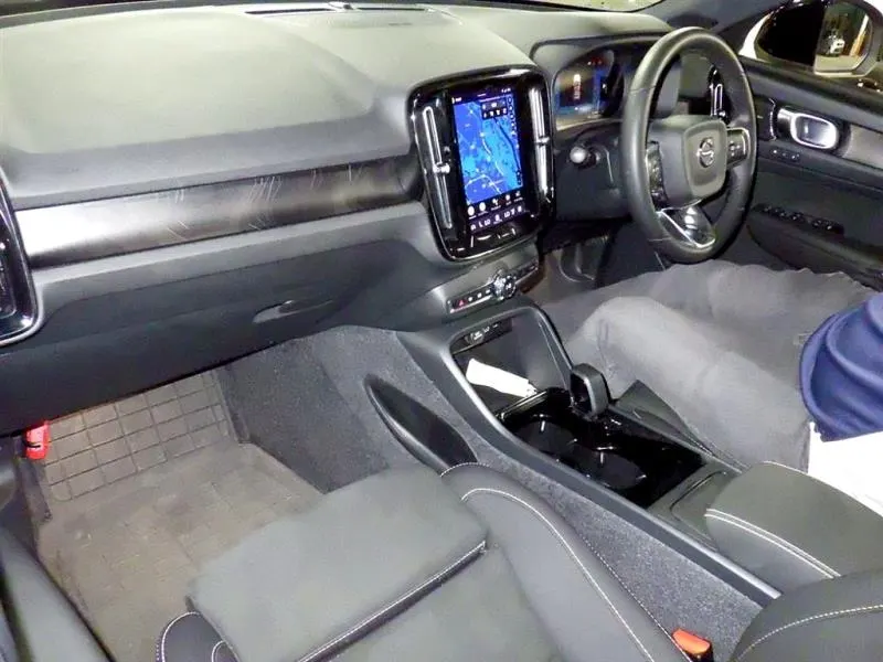 2023 Volvo eXC40 Recharge Ultimate Twin AWD — photo 6