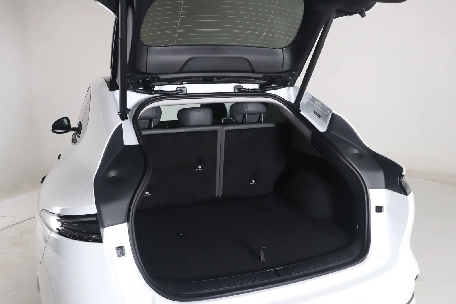 2026 MG IM6 100KwH RWD Platinum, photo 5