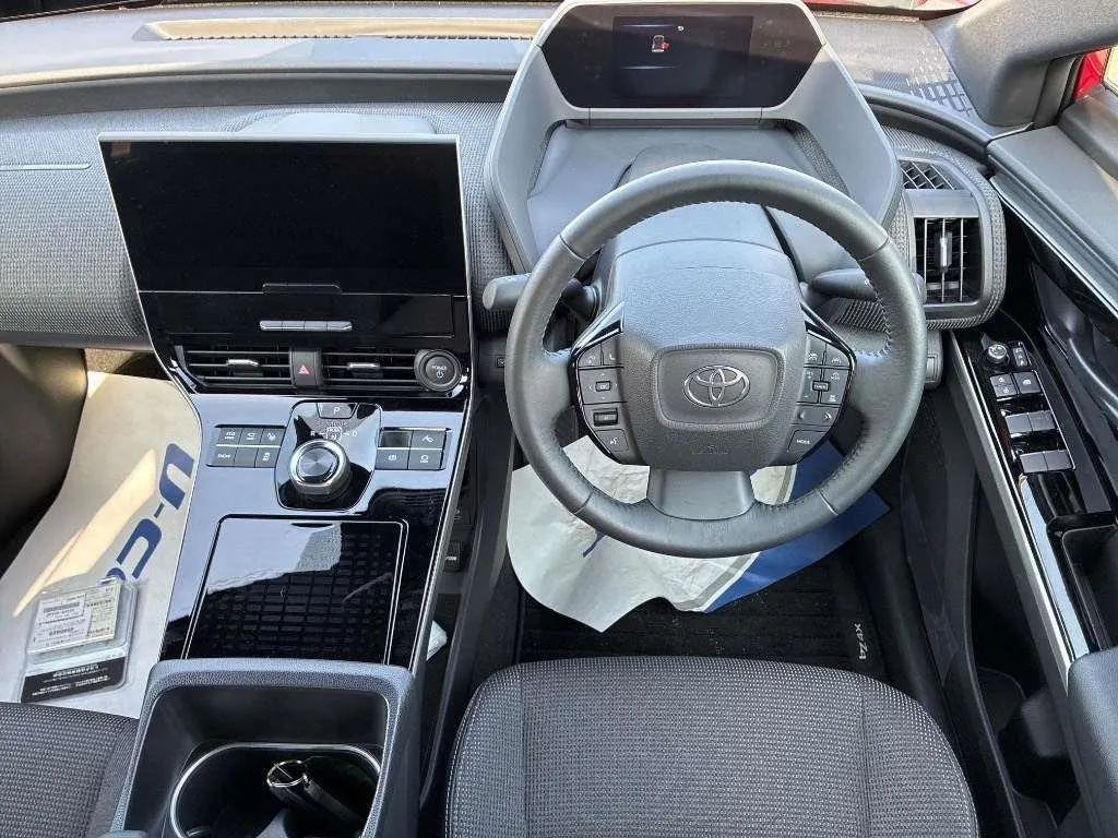 2023 Toyota bZ4X G (71kWh) — photo 8